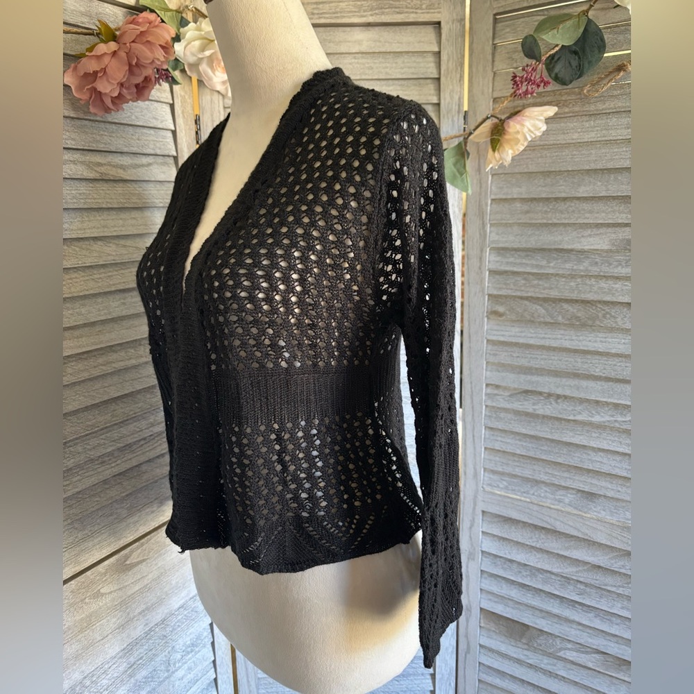 SWEET KIZZ Women’s SZ XL Black Crochet Knit Shrug/Sweater/Jacket w/Bell Sleeves - Picture 7 of 16
